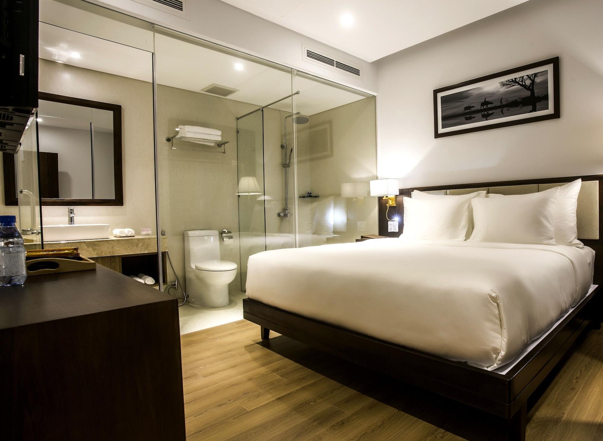 Di Lusso Boutique Hotel Riverside Danang Exterior photo