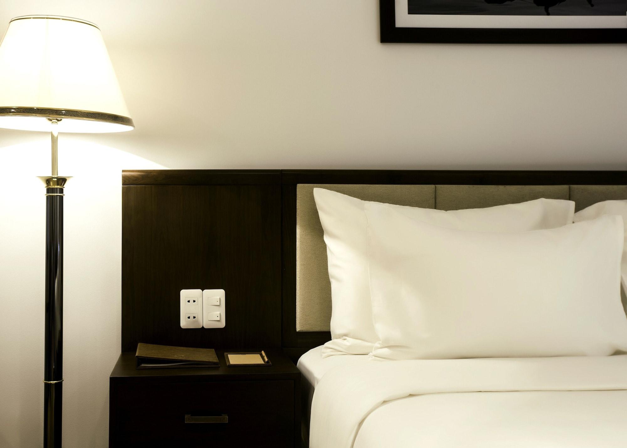 Di Lusso Boutique Hotel Riverside Danang Exterior photo
