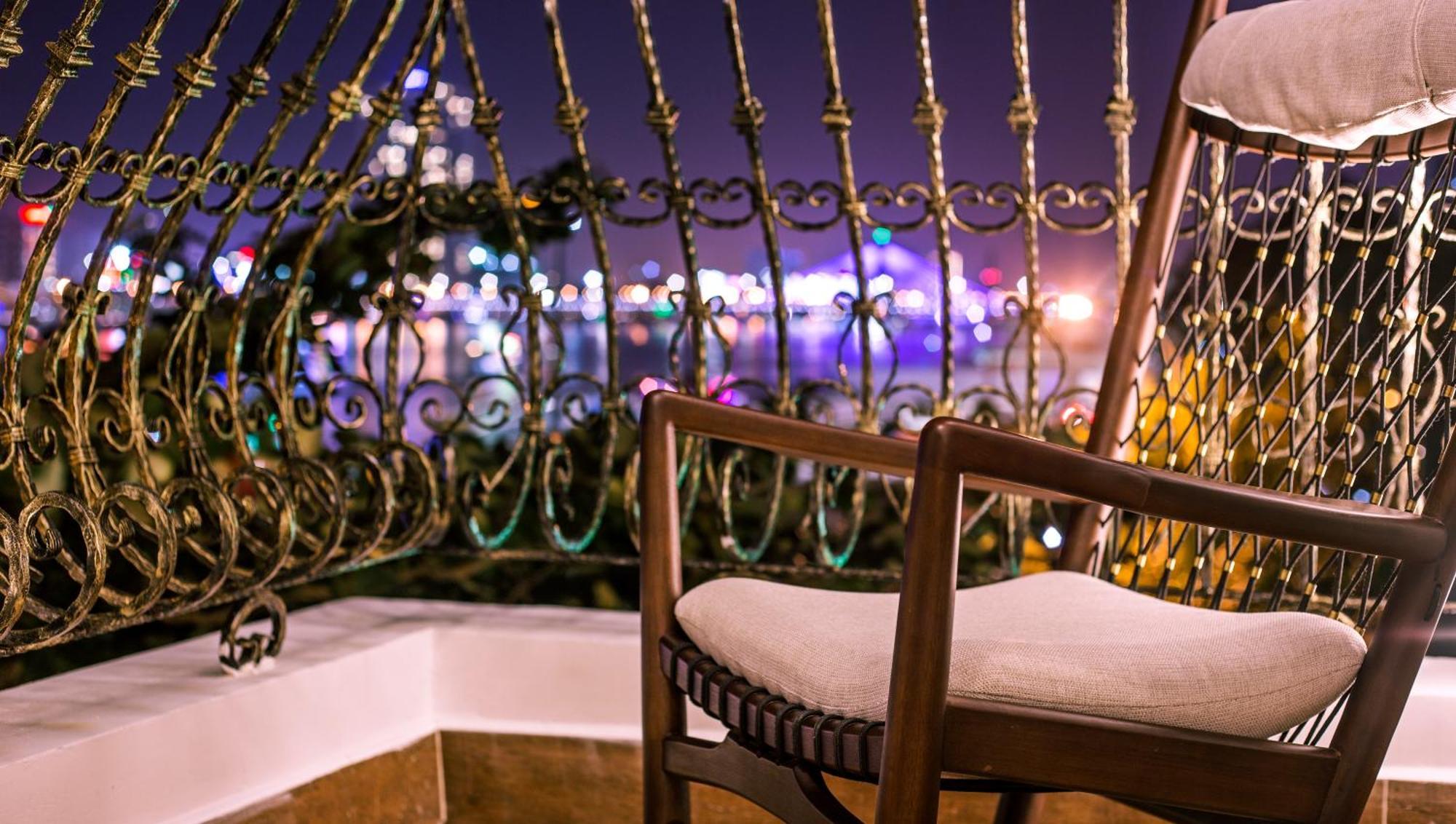 Di Lusso Boutique Hotel Riverside Danang Exterior photo