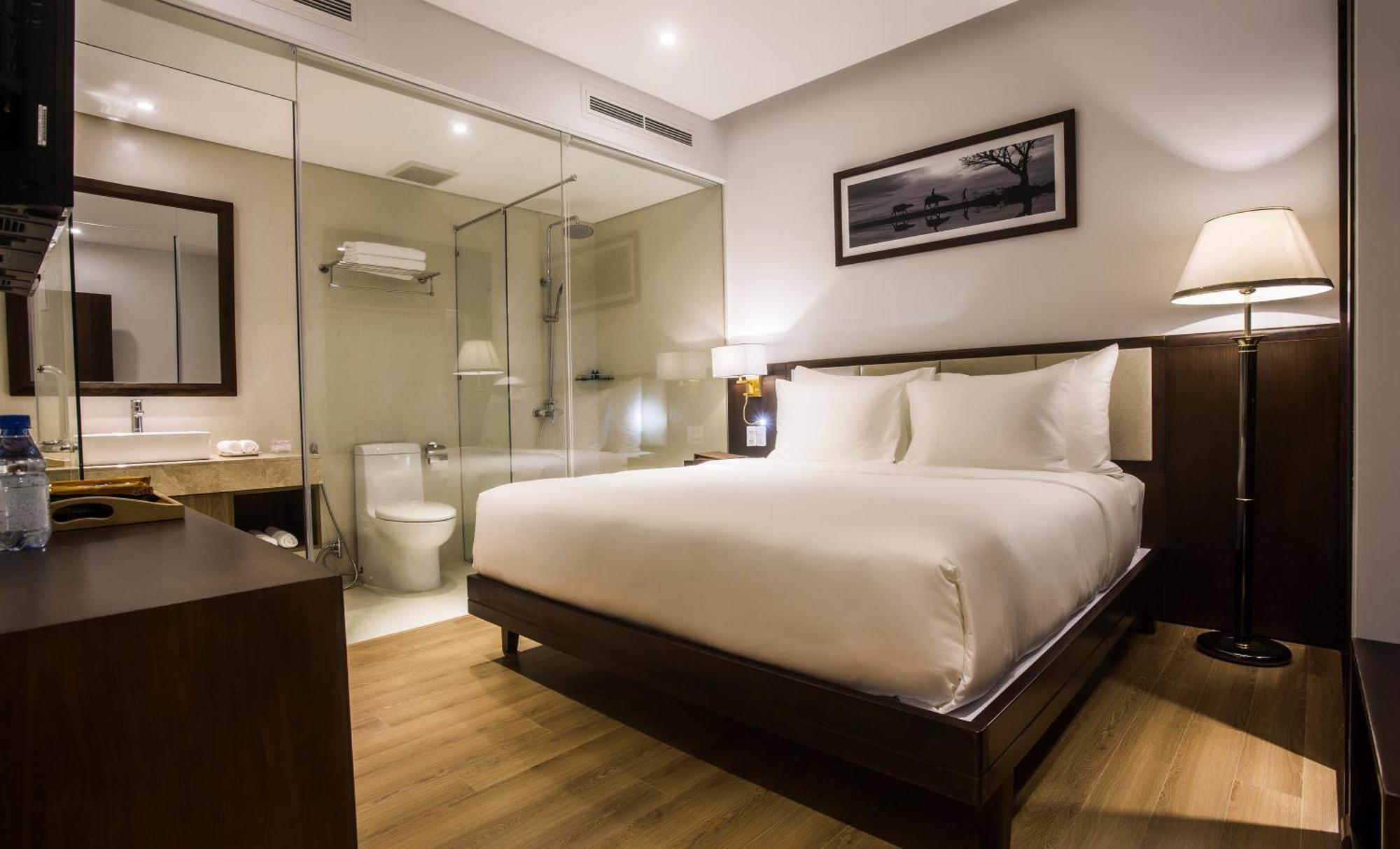Di Lusso Boutique Hotel Riverside Danang Exterior photo