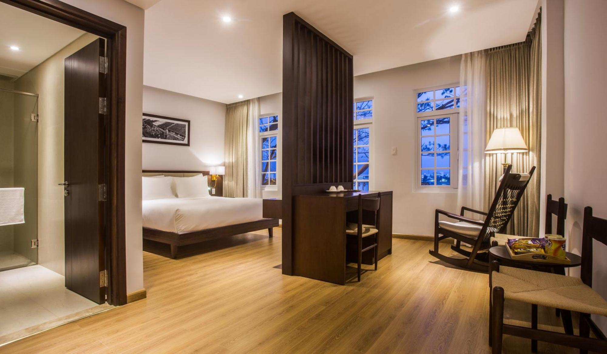 Di Lusso Boutique Hotel Riverside Danang Exterior photo