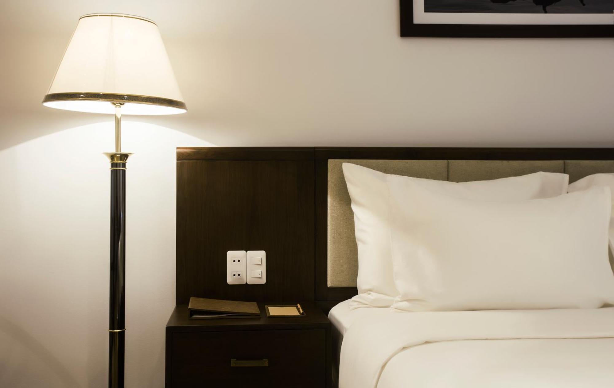 Di Lusso Boutique Hotel Riverside Danang Exterior photo